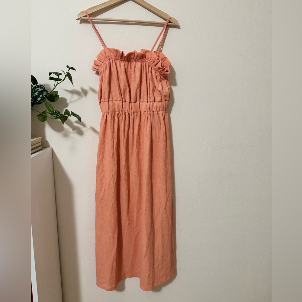 🍑 H&M Ruffled Bodice Midi Sundress – Soft Coral ☀️